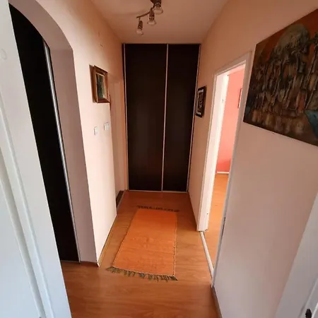 Deluxe Vozdovac Apartment Belgrade